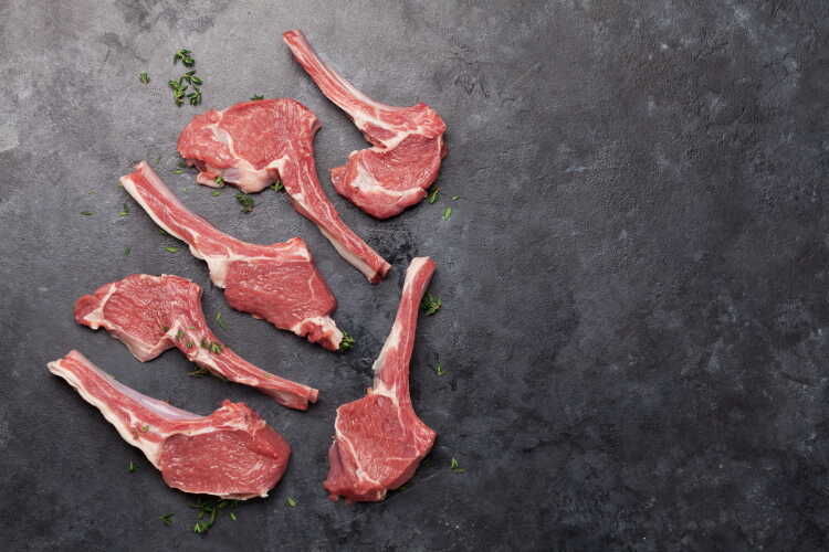 lamb-ribs-cooking-raw-rack-of-lamb-ke83t4r_optimized